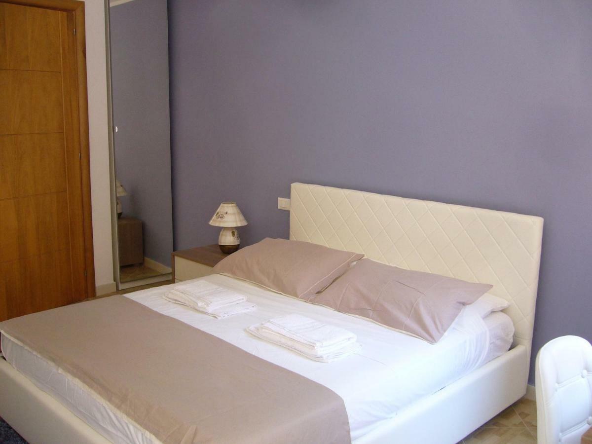 Hotel Casaleo Campofelice Di Roccella Exteriér fotografie